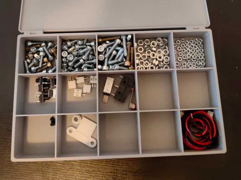 Screw box/organizer