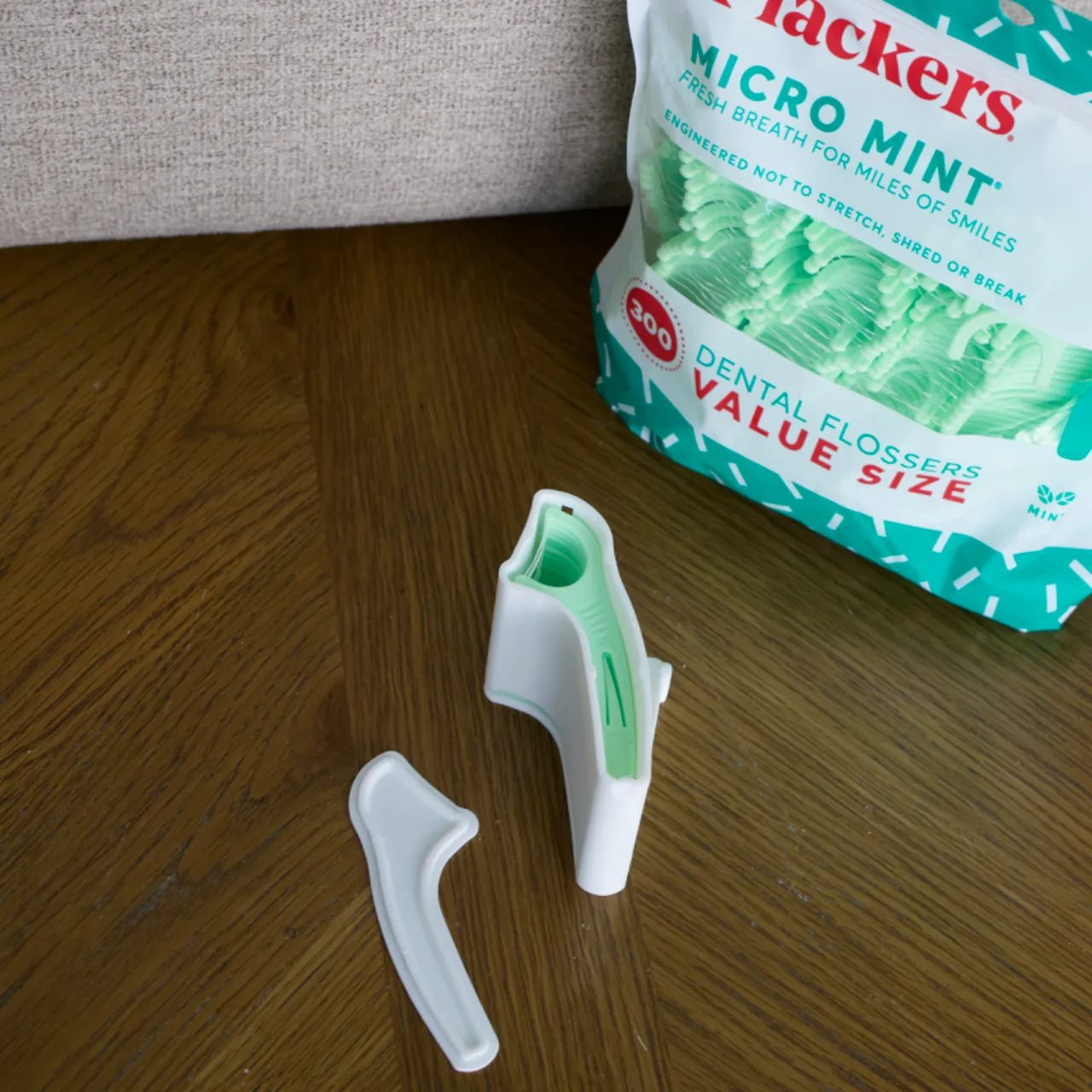 Flosser Dispenser for Plackers view 4