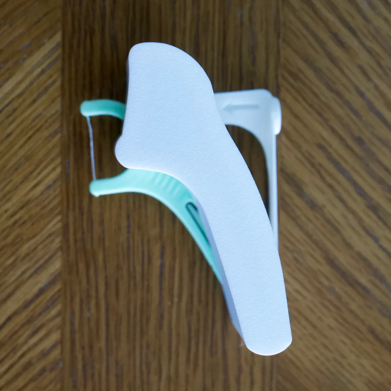 Flosser Dispenser for Plackers view 3