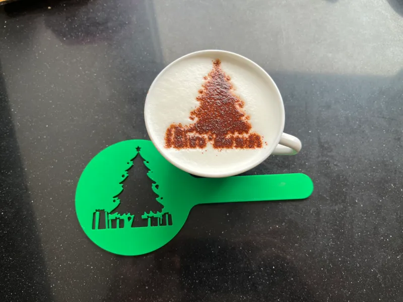 Cappuccino Latte Art christmas tree