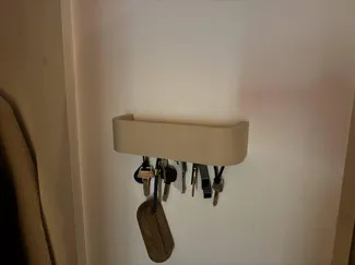 ScandiWood Key Hanger – No-Drill Mount (Wood PLA)
