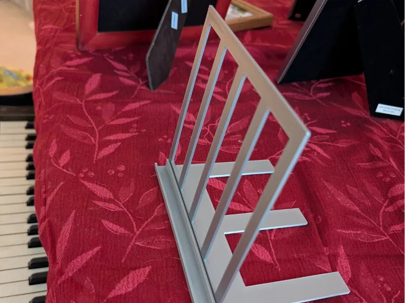 Small Piano-top Music Stand