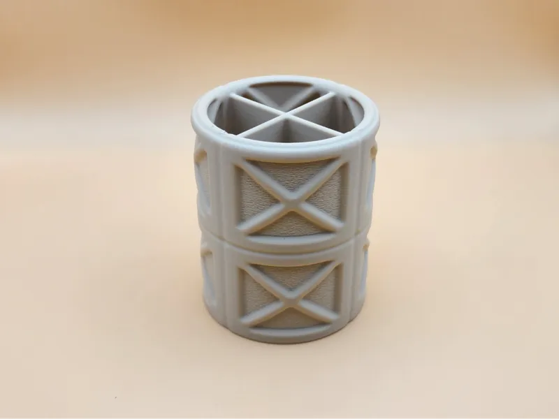 Triangle Pattern Office Organizer