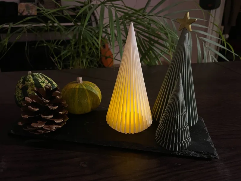 Modern Vase Mode Christmas Tree (fits tea light)