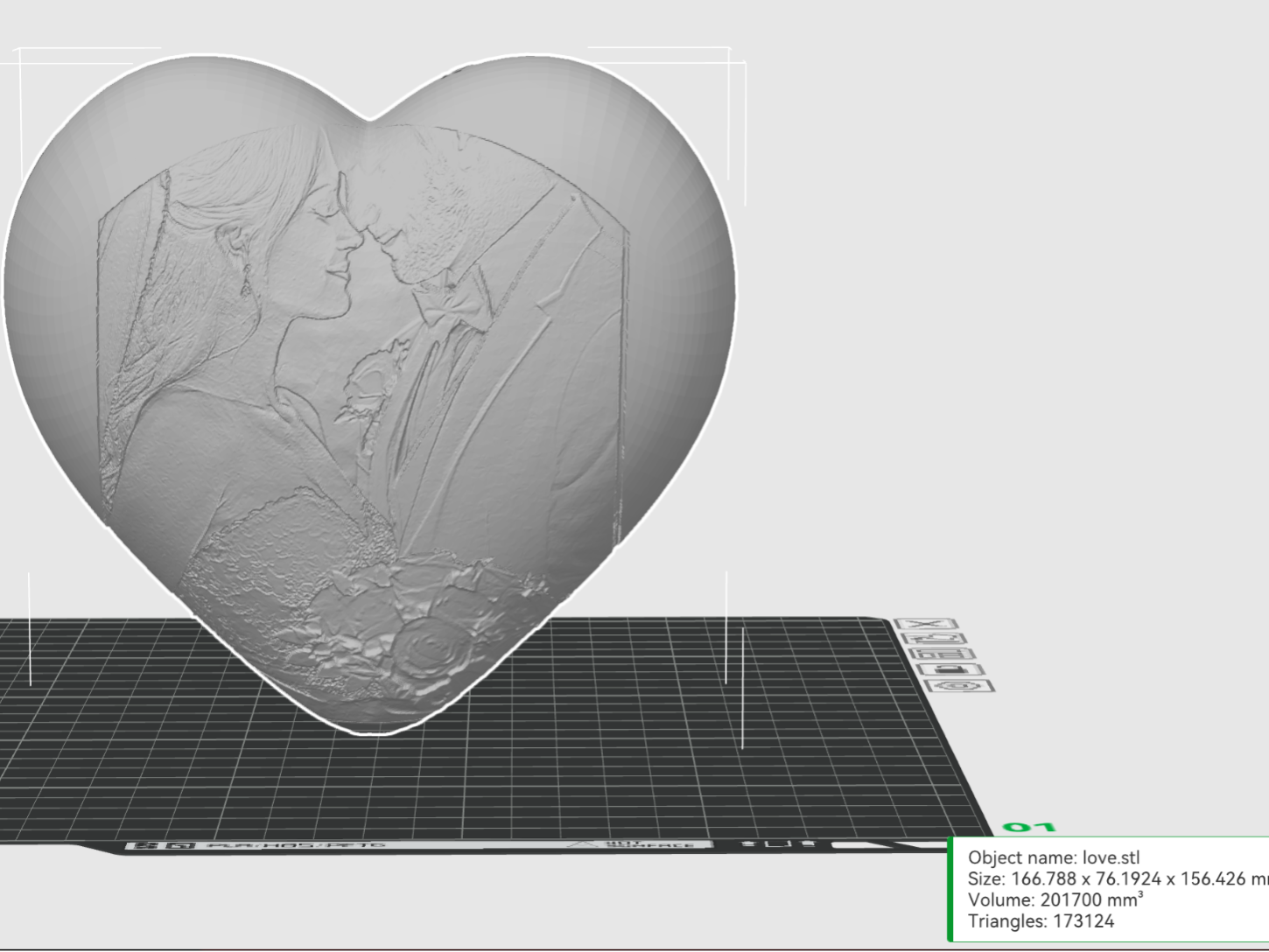 Customizable Hear Lithophane Lamp with Stand