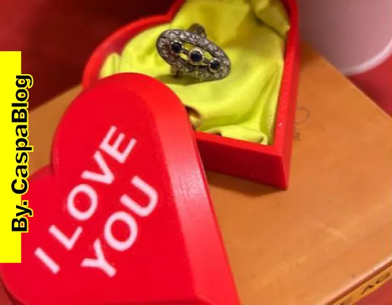 Mini Eleganza Cuoriforme: Scatola a Cuore per dichiarazioni d'AMORE