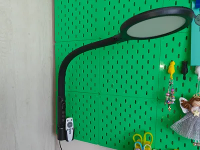 SKADIS LED Desk Lamp Holder with Remote Storage