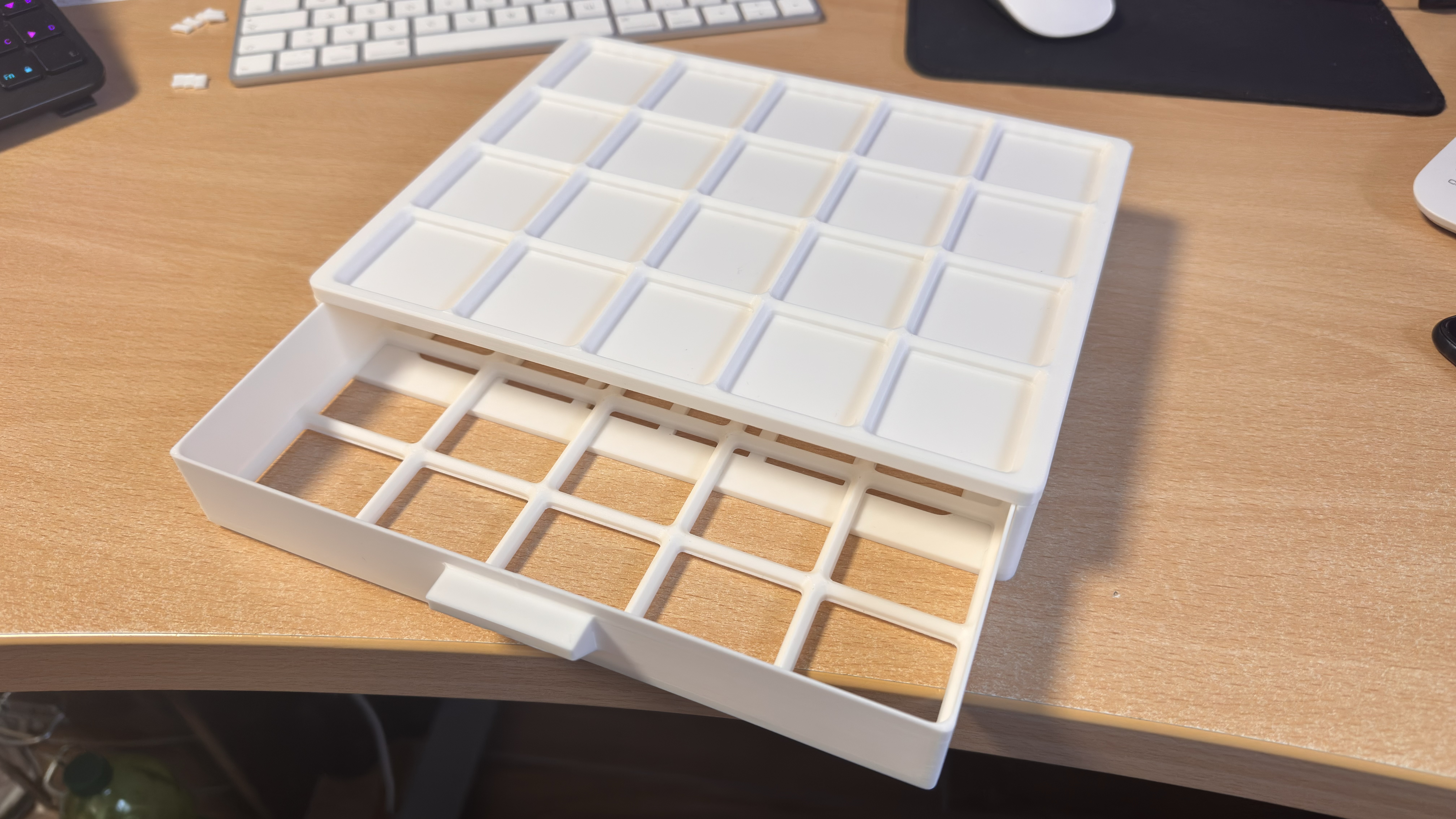 Miniatura 6 do modelo 3D Gridfinity Drawer - Stackable and Light