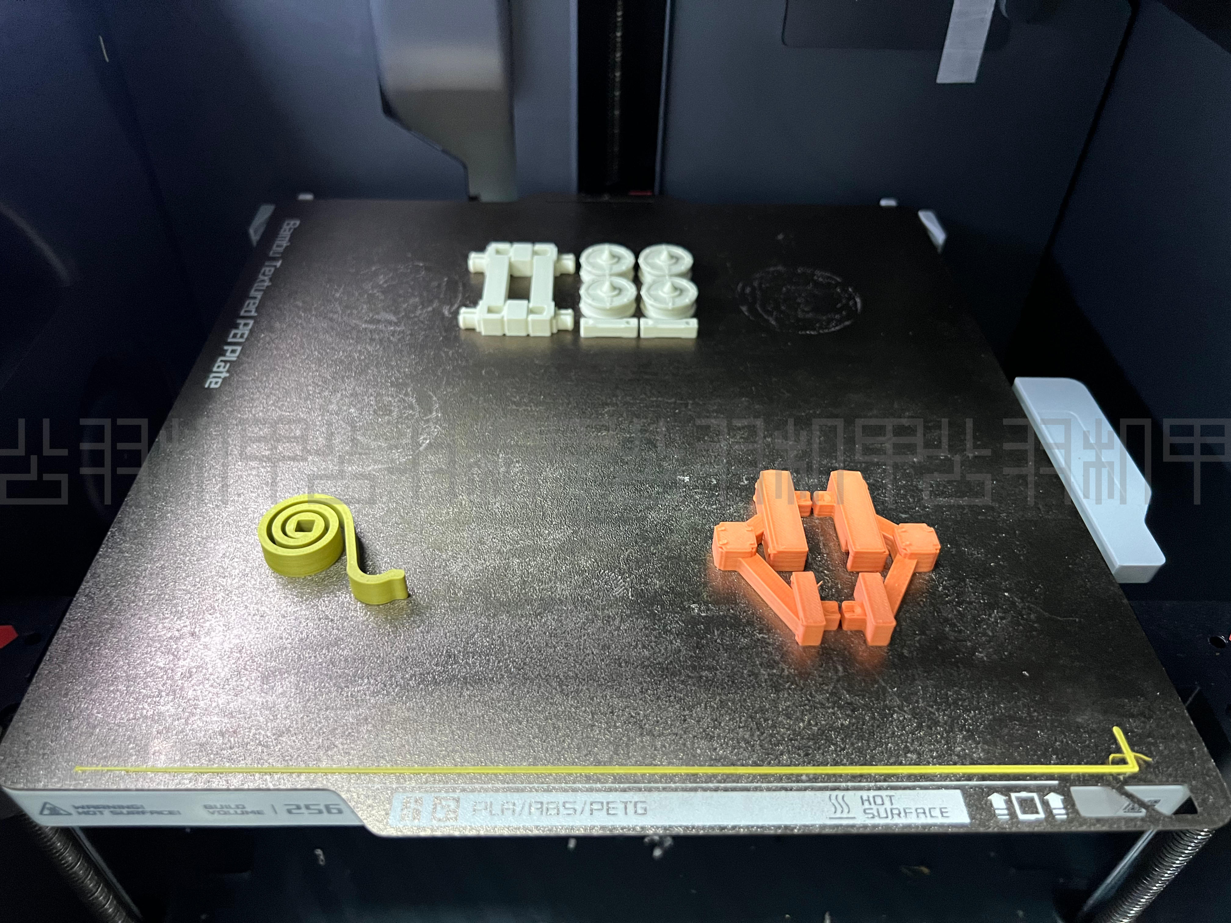 Miniatura 1 do modelo 3D 手指锻炼玩具——投石车·改