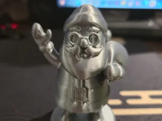 Santa Claus – Cute Holiday Figure (80mm Print)