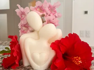 Love Statue Valentine