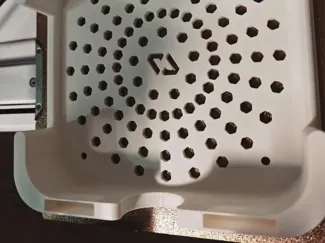 极空间Z4PRO性能版系列 前盖板预留散热风扇 12cm风扇 磁铁加强N52