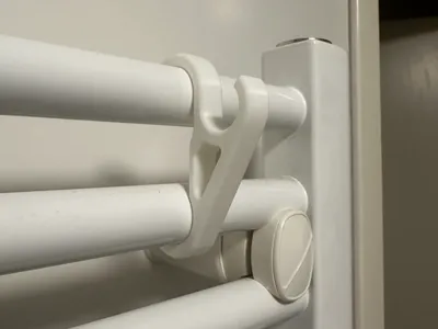 Bathroom radiator hanger