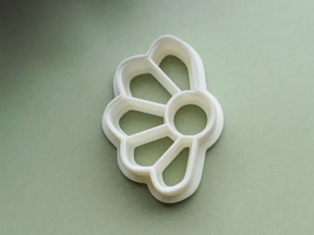 Half Daisy Clay Cutter For Earrings Necklaces