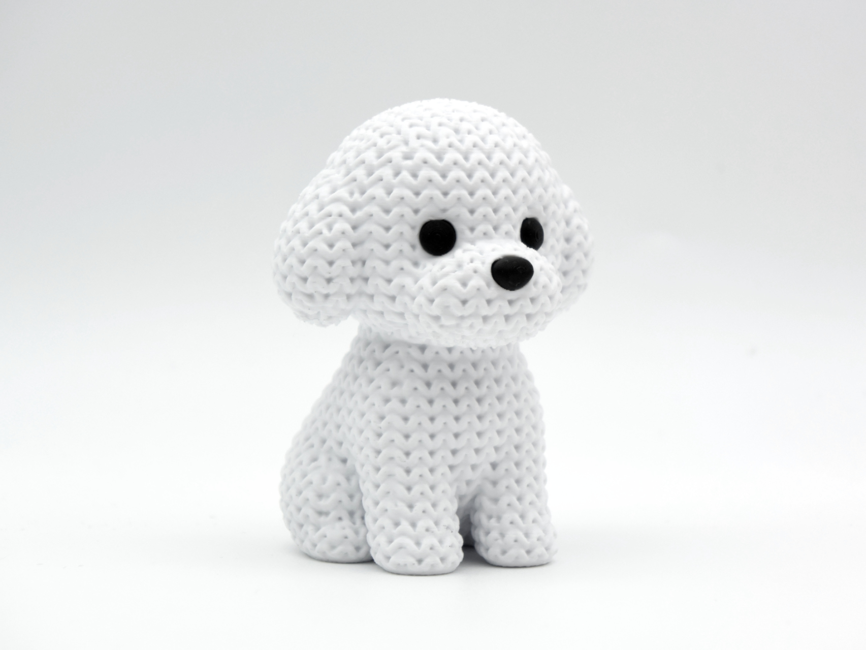Llavero caniche tejido con nombre impreso en 3D