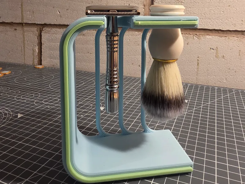 Customisable shaving razor and brush stand