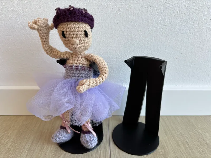 Crochet Figurine Stand - Customizable