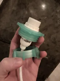 Improved Light Bulb Holder with Internal Lock, e14
