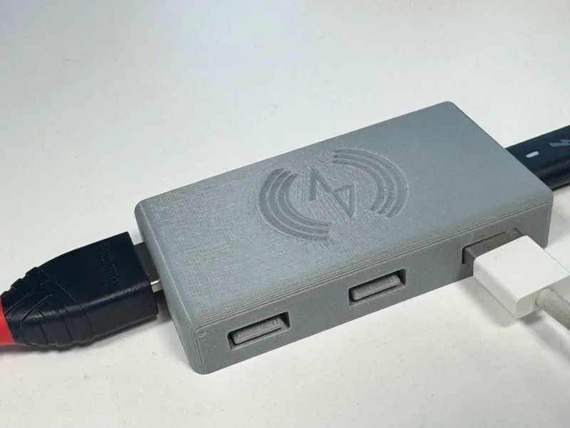 Fake Wireless charger with USB C + 3 USB +1 HDMI