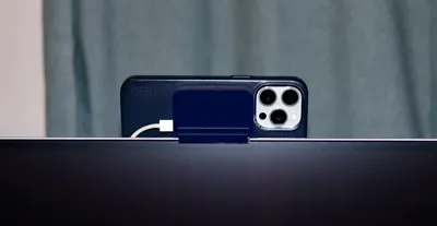 iPhone continuity mount for monitors (Magsafe)