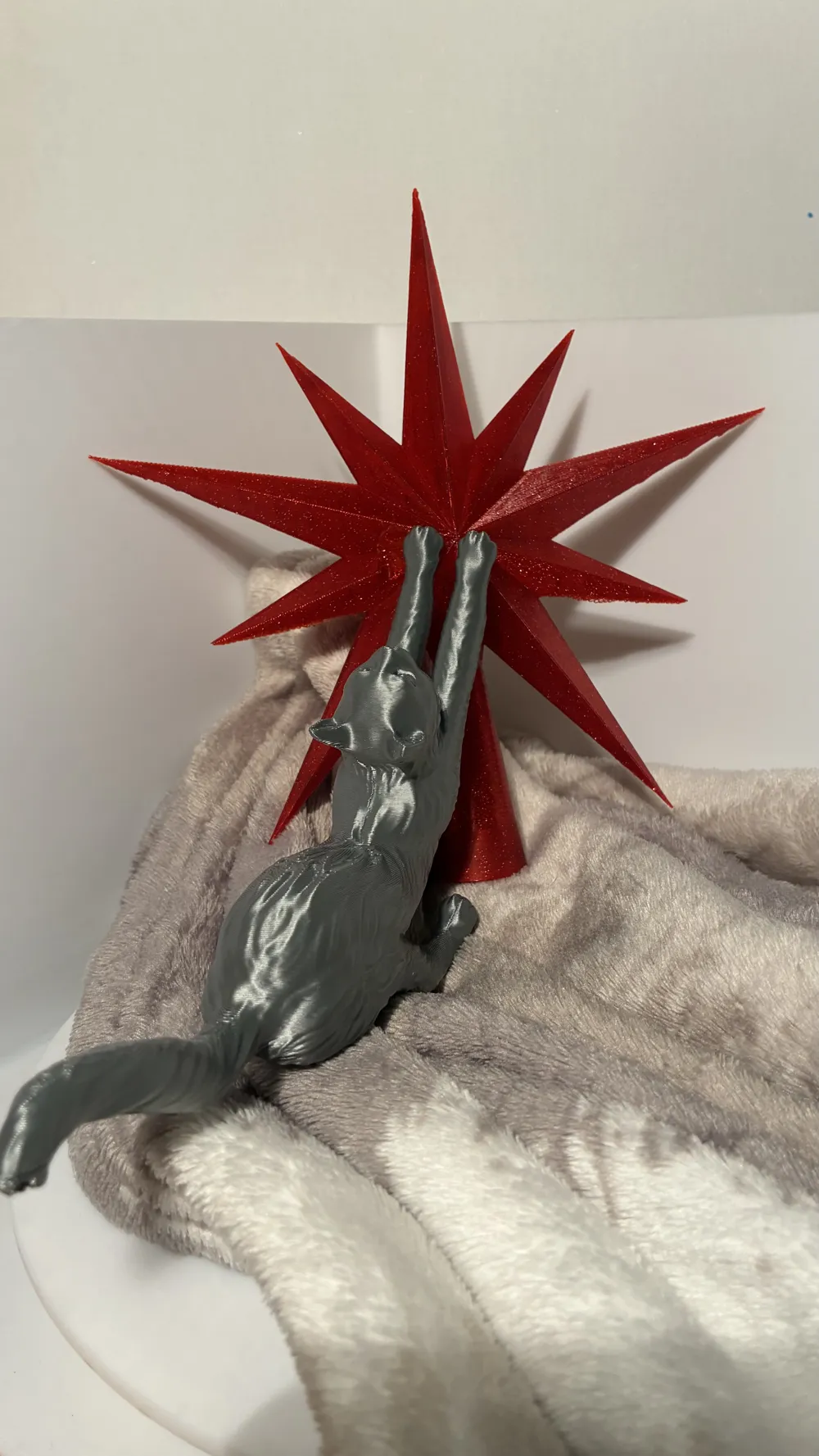 Cat Christmas tree topper - Free 3D Print Model - MakerWorld