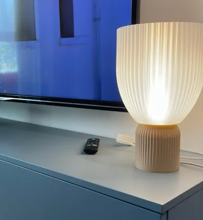 WAVY MINIMAL LAMP 