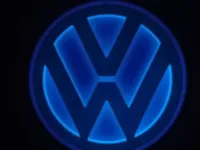 NO AMS, 3 pauses, glow in the dark VW-logo