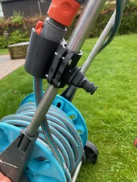 Support à roulettes pour tuyau d'arrosage Gardena — photo 4