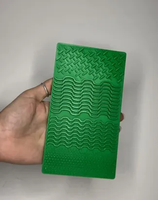 Clean Brush