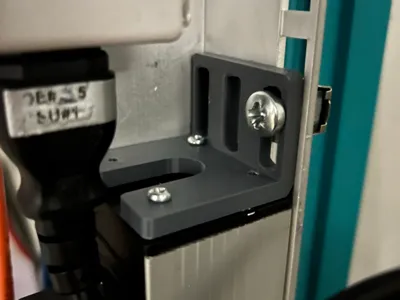 Rittal PDU/Powerstrip 19" Rack Adapter