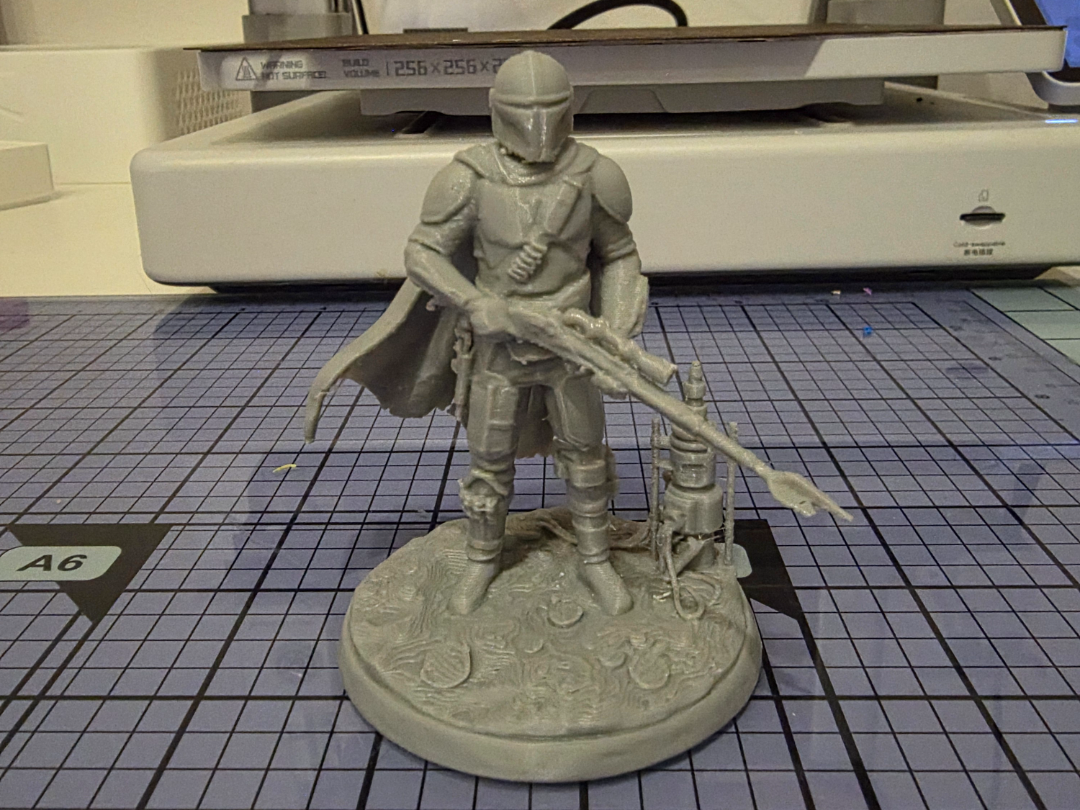 The Mandalorian (Din Djarin) - Mid-Air Action
