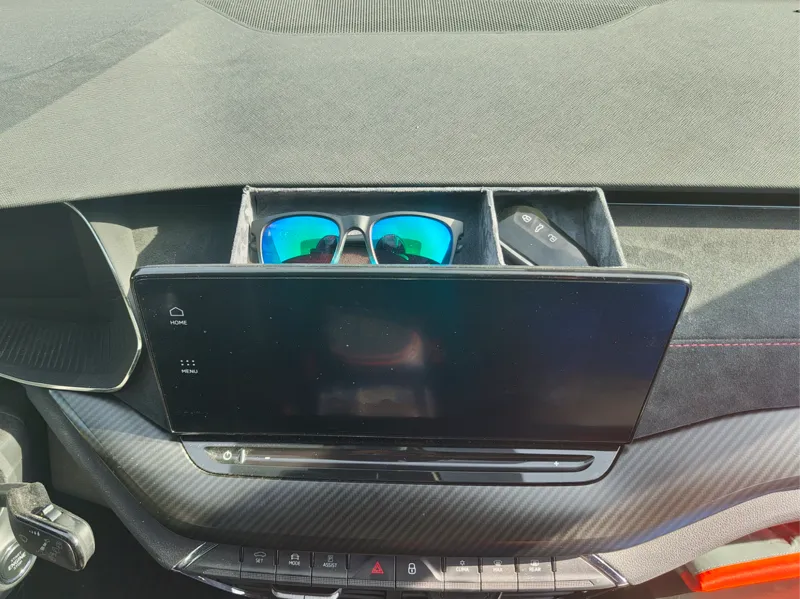 Skoda Octavia NX Brillenablage Version 1