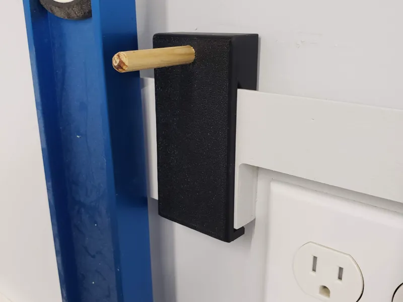 Simple french cleat hook