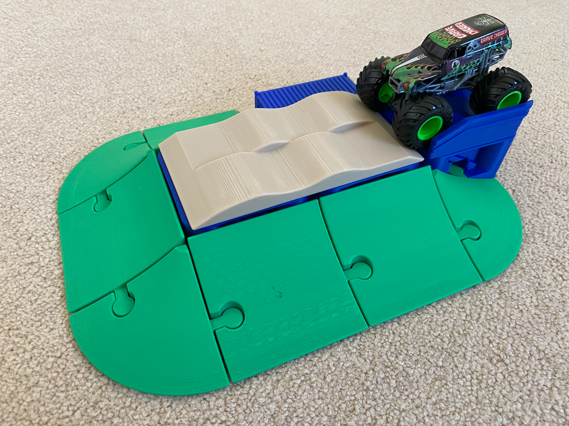 Modular Monster Truck Stunt Ramp Set - 1:64 Scale