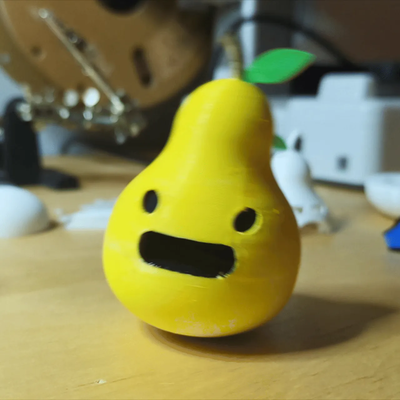 Cat Treat Toy - Rocking Pear view 4
