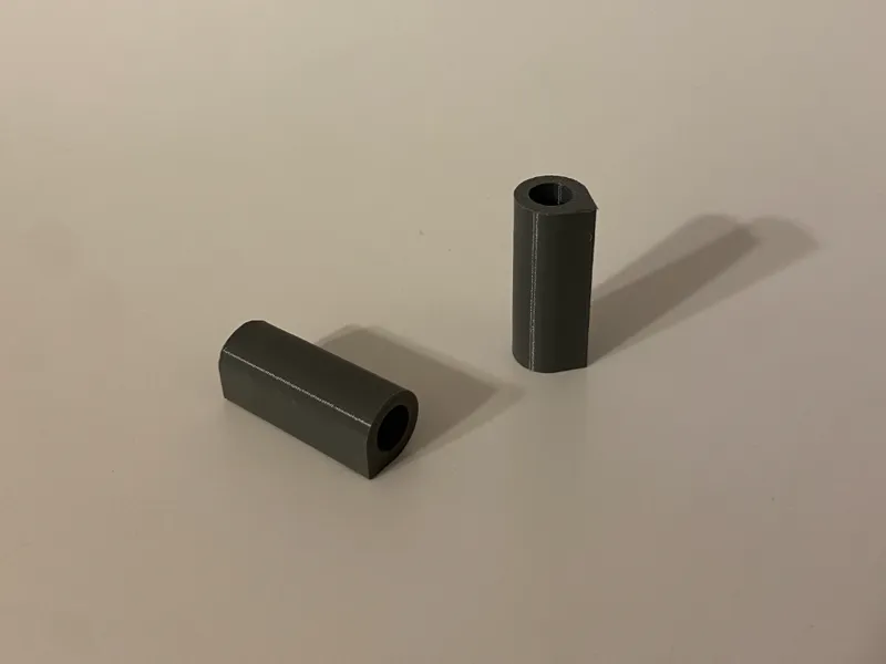 Portable MacBoook raiser/stand