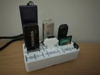 Bac Gridfinity porte-cartes USB/SD/microSD — photo 1