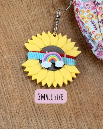 Accesorio para sujetar ligas de cabello: Sunflower Hair Tie Holders - Two designs / Sizes — vista de referencia 3