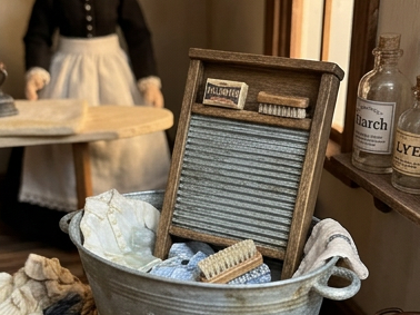 Antique Wooden Washboard (realistic)