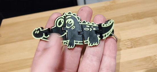 Felix crocodile flexible CROC keychain fidget toy 