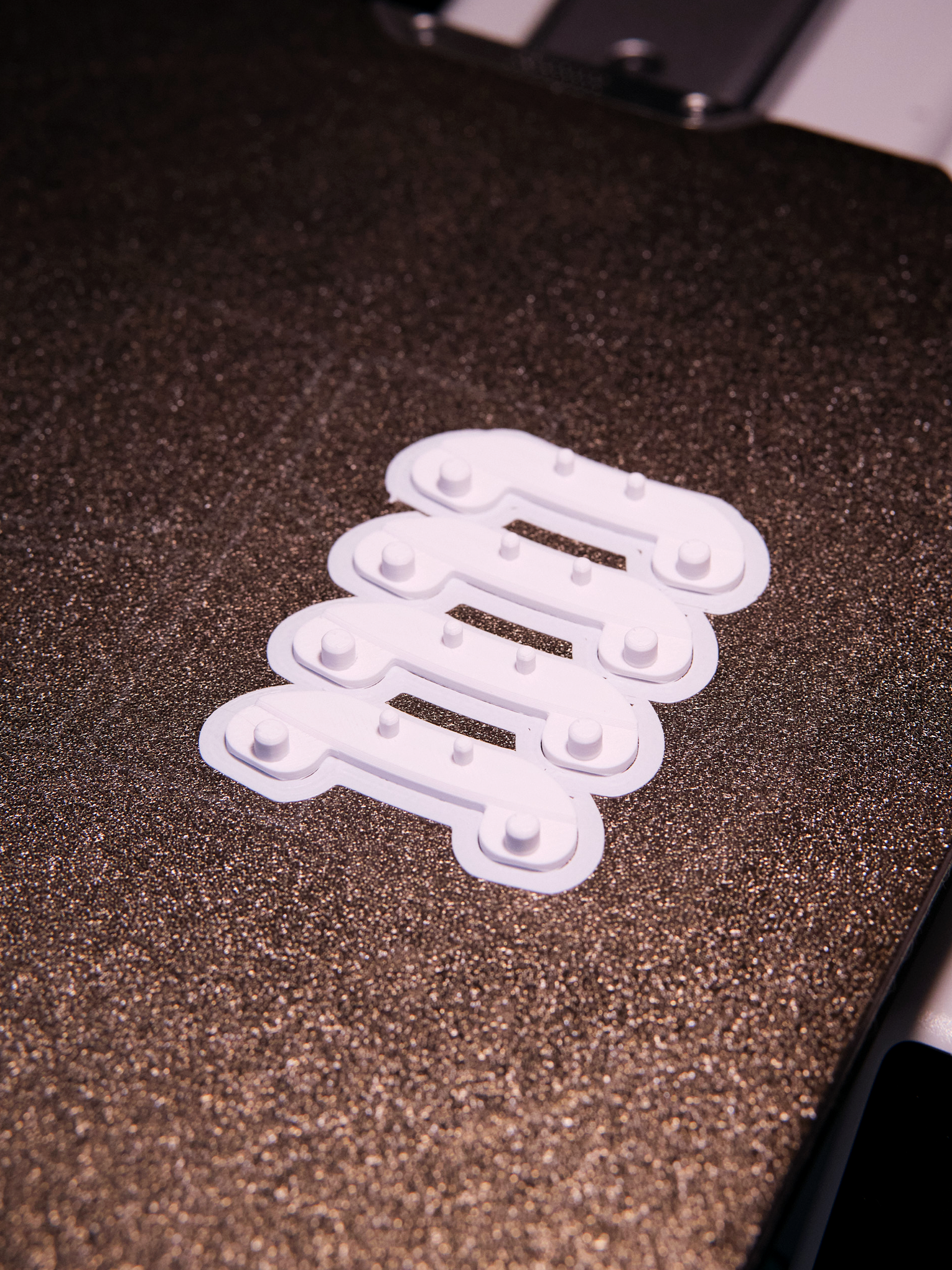 Miniatura 3 do modelo 3D 免拆型4点固定（拓竹专用）耗材线料固定夹，耗材夹，线料夹，料盘夹
