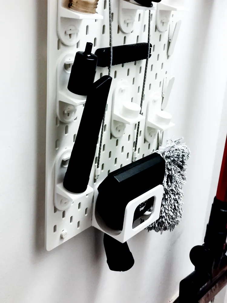 Hyla Staubsaugeraufbewahrung Ikea Skadis  Kostenloses 3D-Druckmodell   MakerWorld