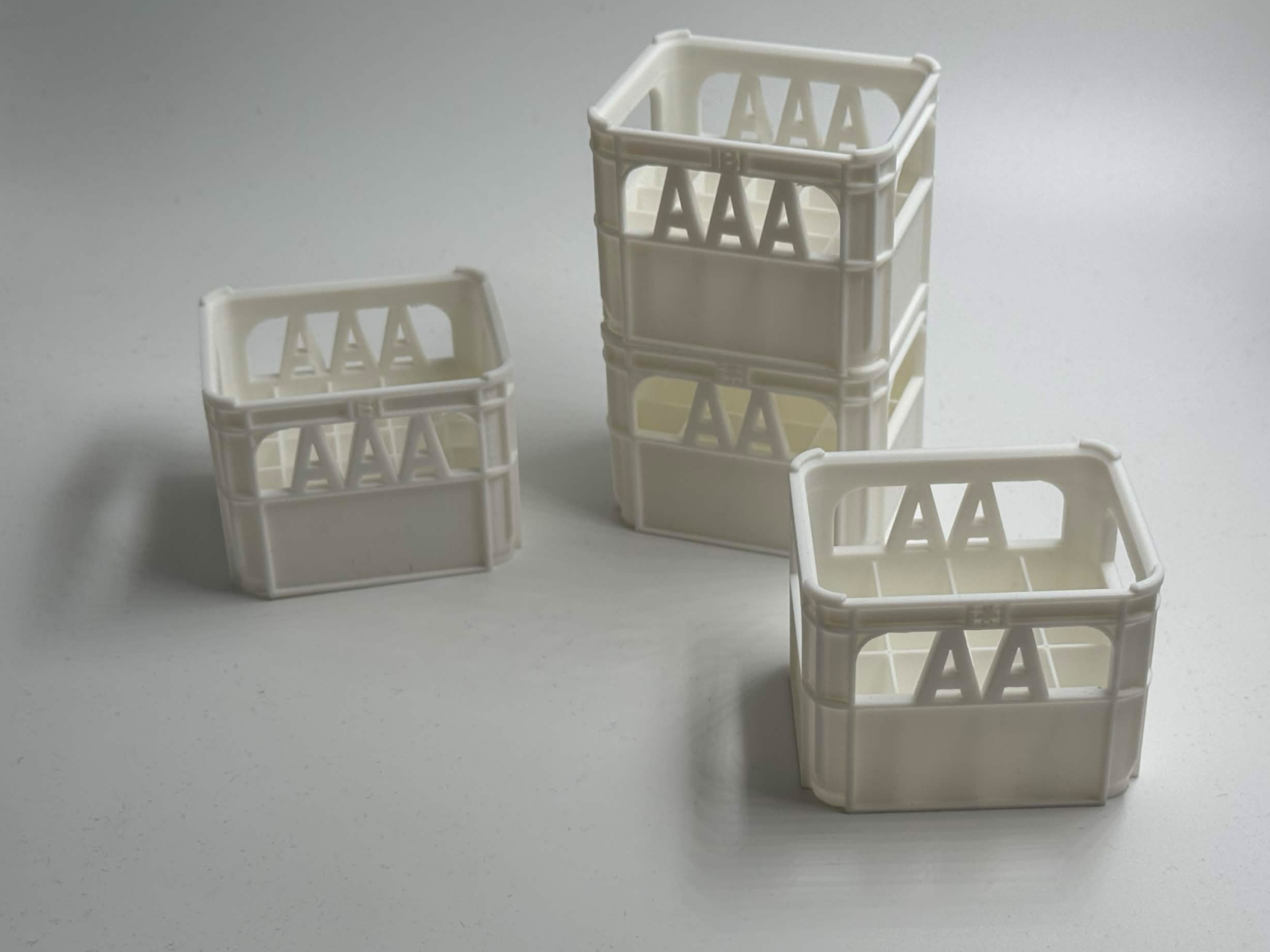 Battery box, stackable