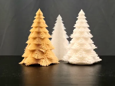 The Christmas Tree Looks Alive 150mm