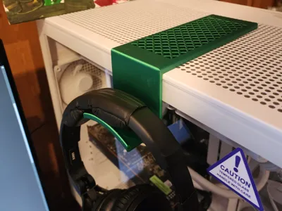 Magnetic Headphone Holder