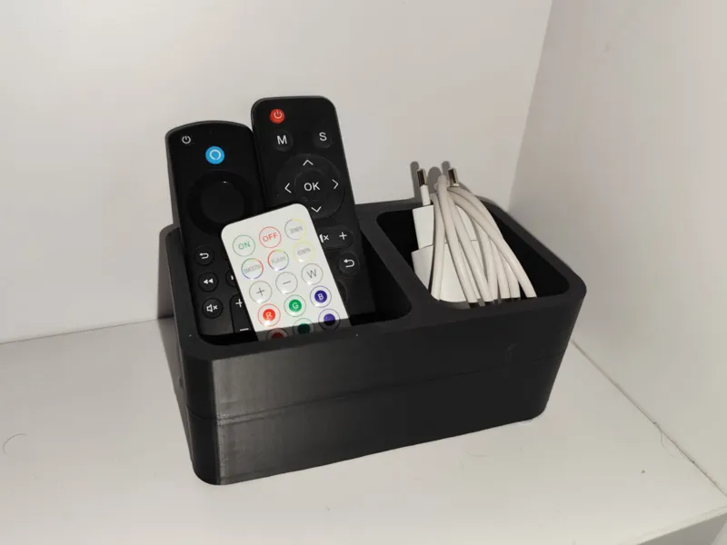 Simple 2-slot Organizer