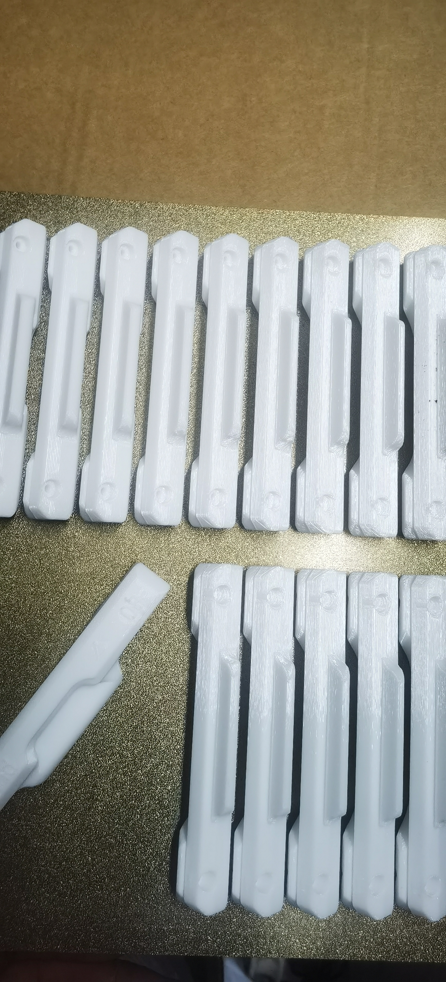 Miniatura 5 do modelo 3D 拓竹A1自动换盘打印版夹(Headwind易损件）