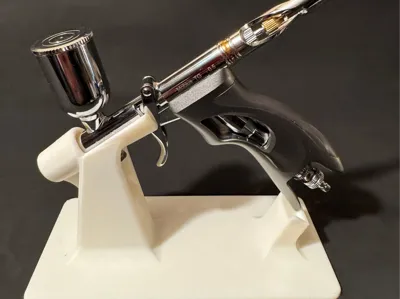 Gaahleri GHPM Mobius-TG Airbrush Holder