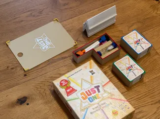 Just One,  Board Game Insert