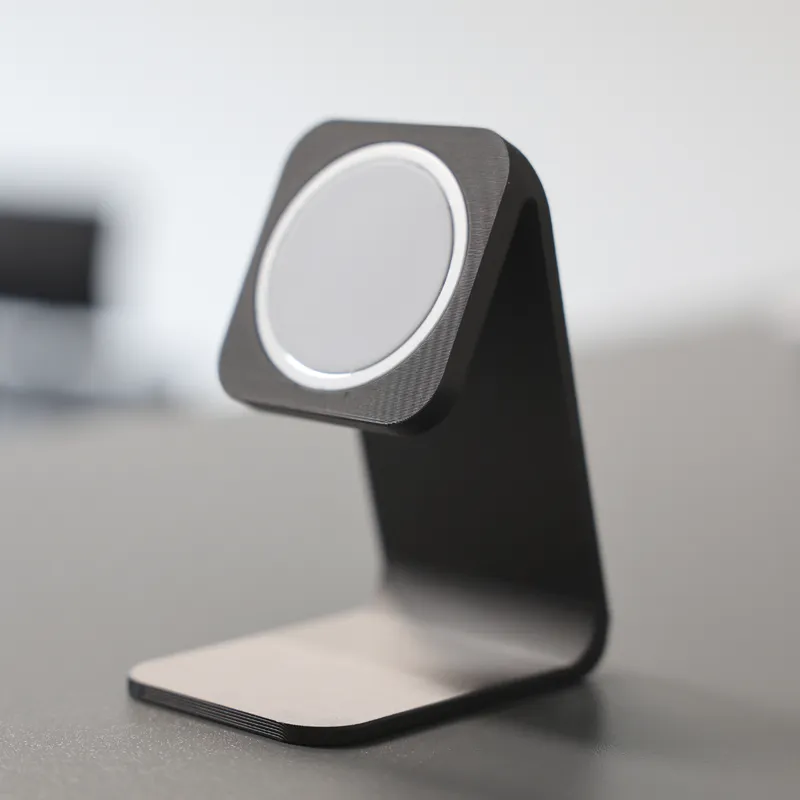 iPhone dock for brocken MagSafe Charger